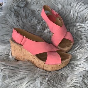 Clark’s Artisan wedges-pink